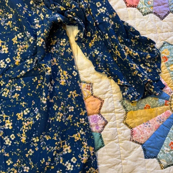 Lauren Conrad Blouse Teal & Yellow Gold Floral, Ruffles, 3/4 Sleeve, Feminine XL - Picture 6 of 16